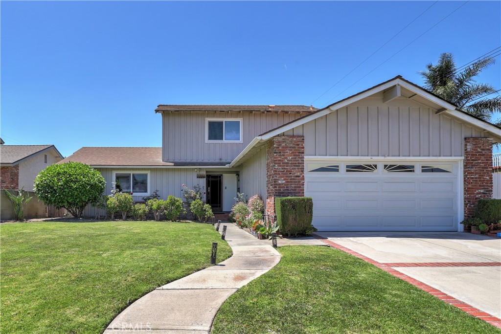 6804 Elm Property Photo 1