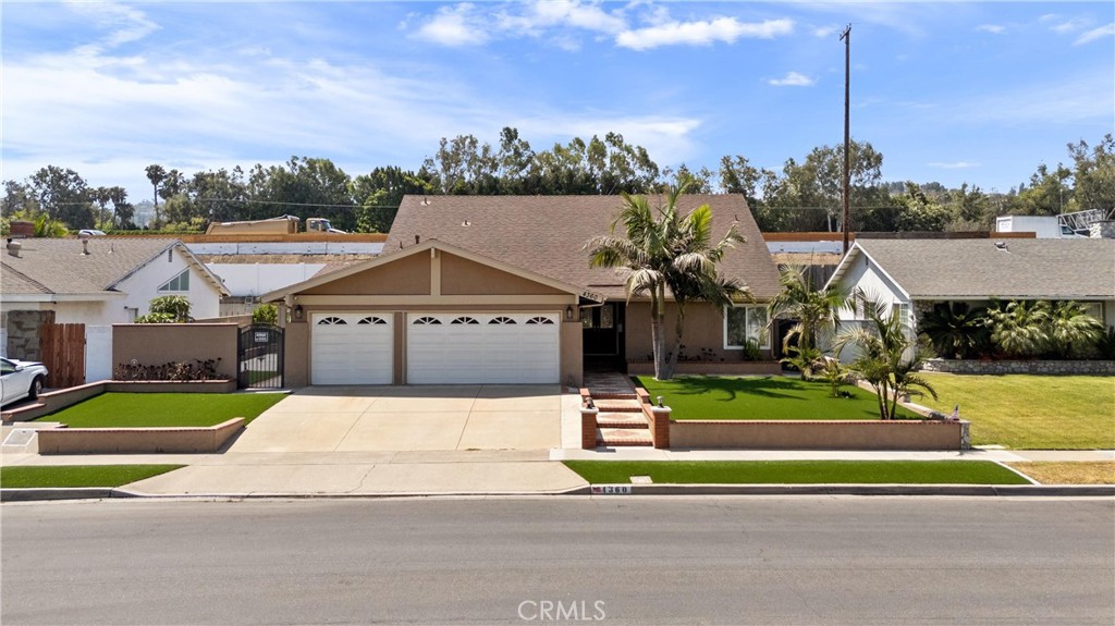 4360 E Addington Drive Property Photo 6
