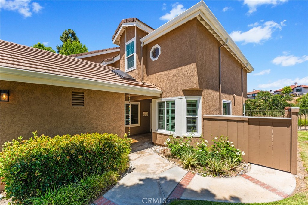 710 S Tourmaline Court Property Photo 3
