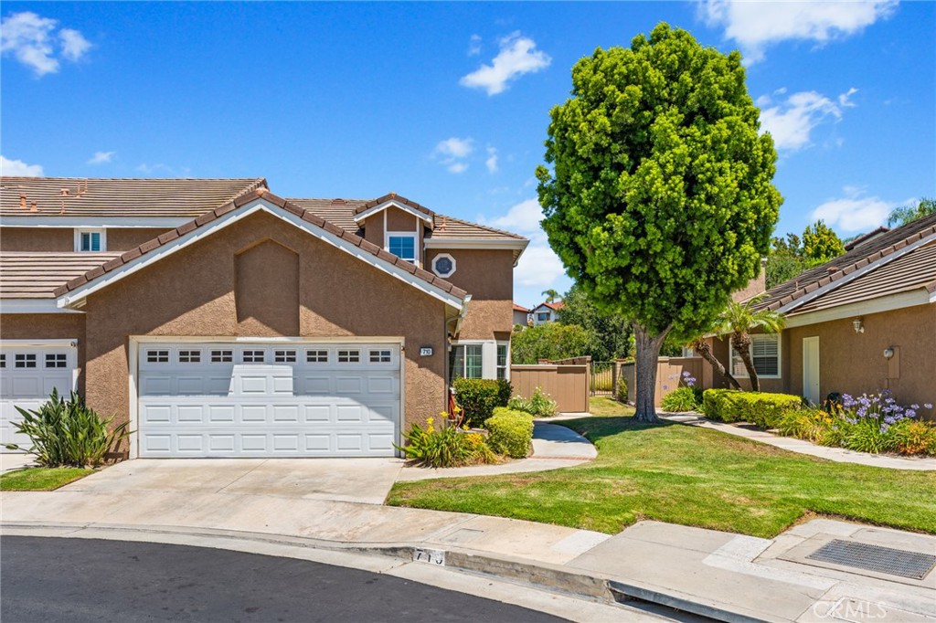 710 S Tourmaline Court Property Photo 4