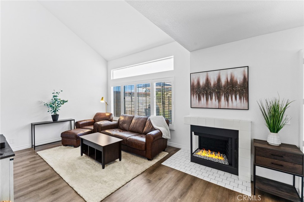 710 S Tourmaline Court Property Photo 8