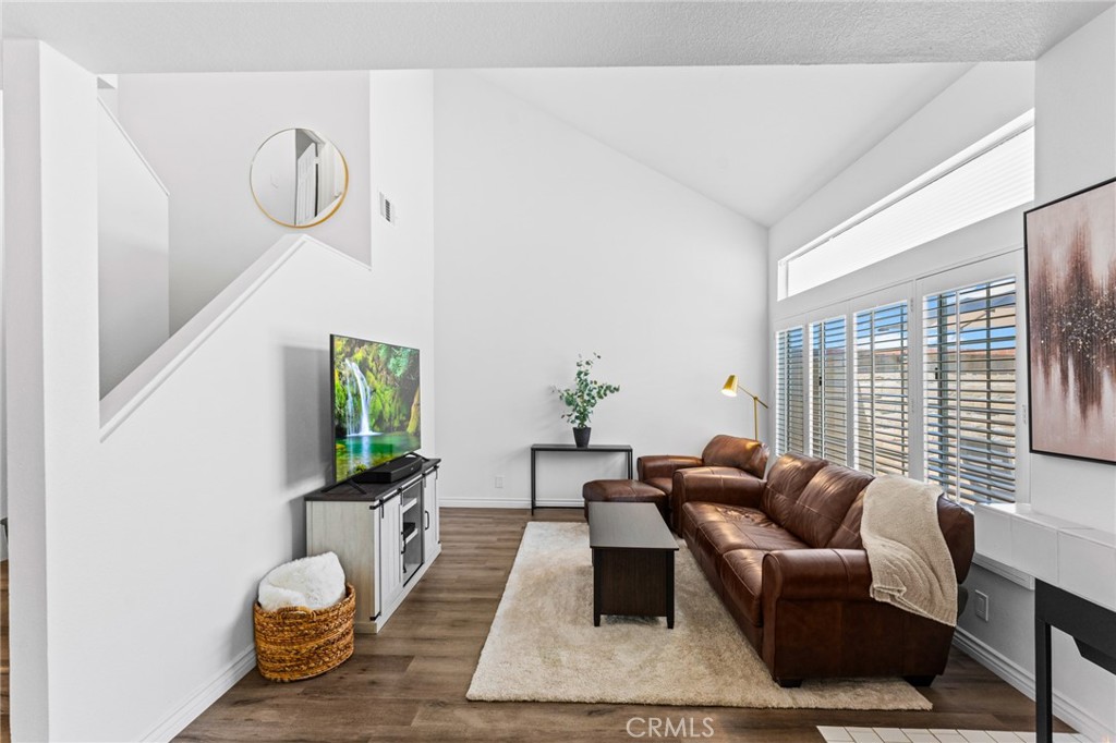 710 S Tourmaline Court Property Photo 10