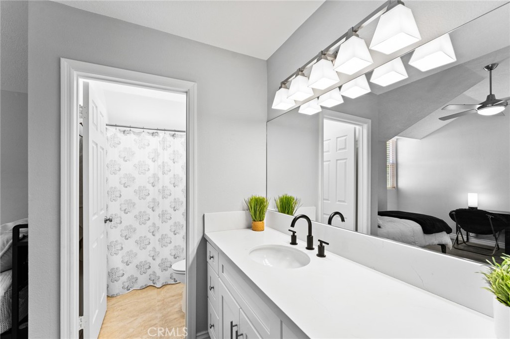 710 S Tourmaline Court Property Photo 31