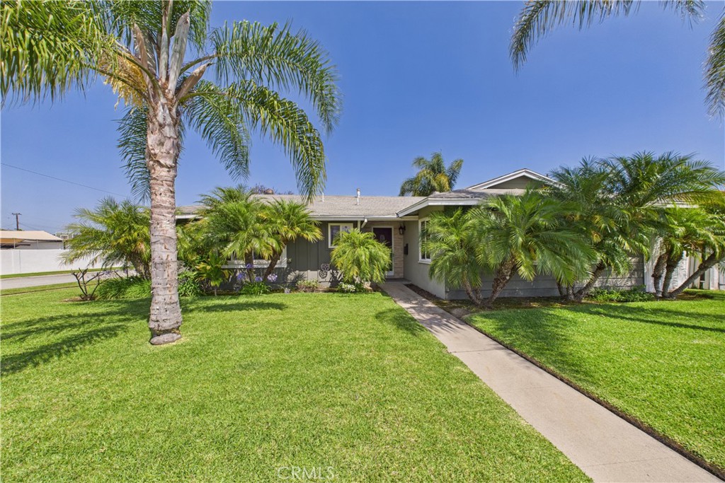 8412 San Marino Drive Property Photo 1