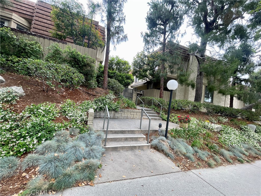 111 E Sierra Madre Boulevard E Property Photo 1