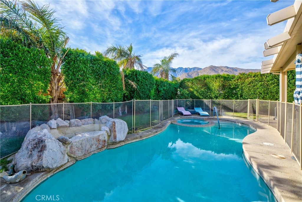 975 Alta Cresta Property Photo 36