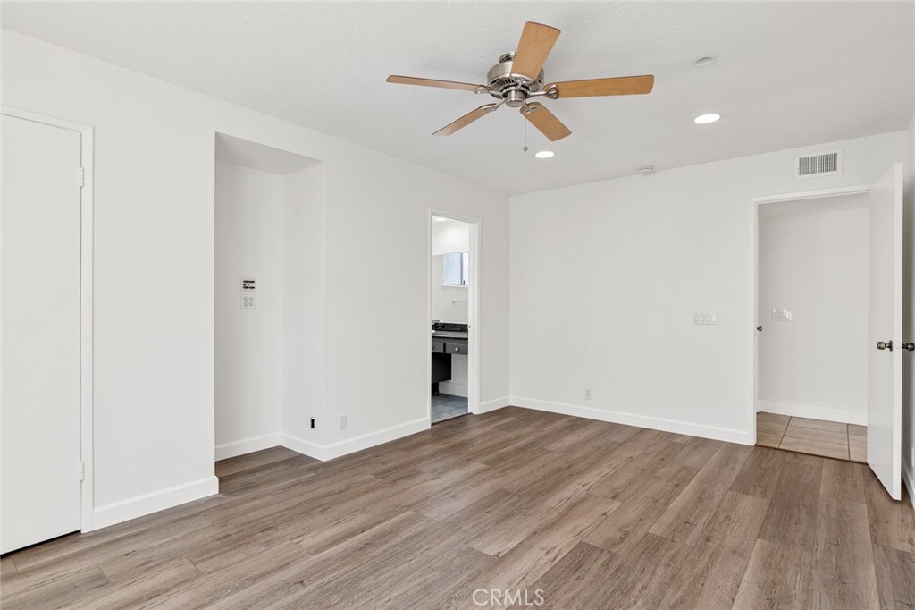 5821 Gloucester Property Photo 17