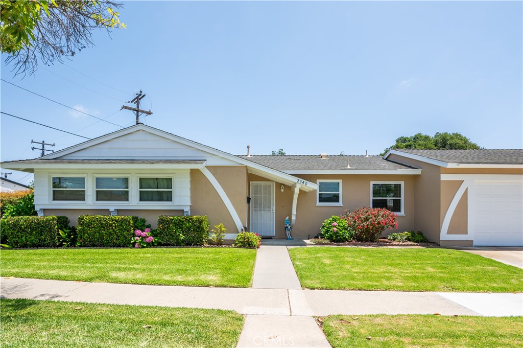 2340 W Saint Anne Place Property Photo 1