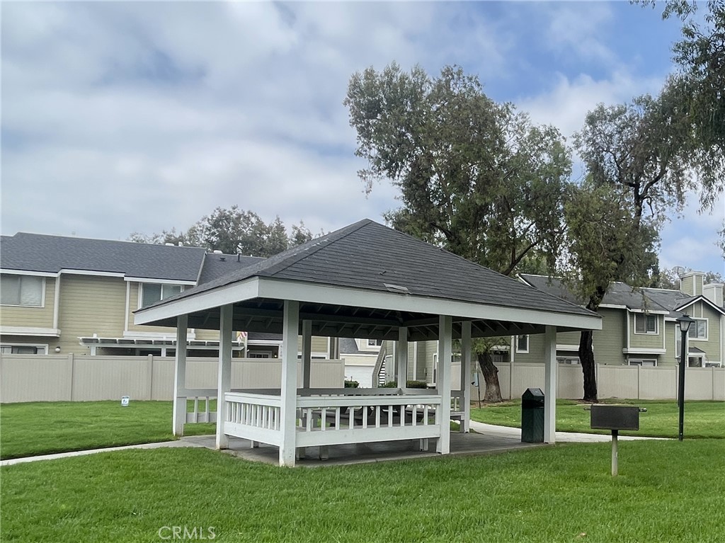 23330 Dover Lane 94 Property Photo 16