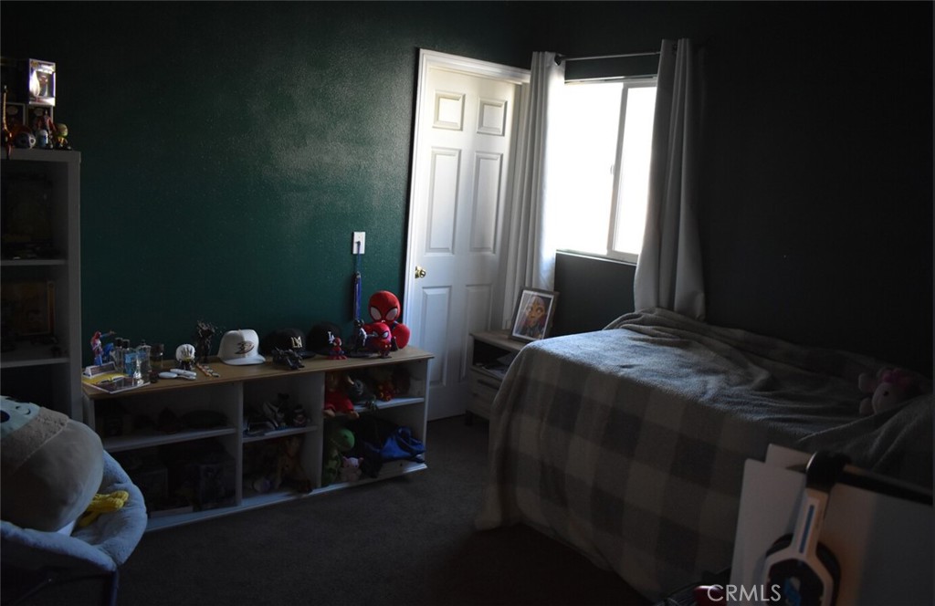 356 E South Street Property Photo 7