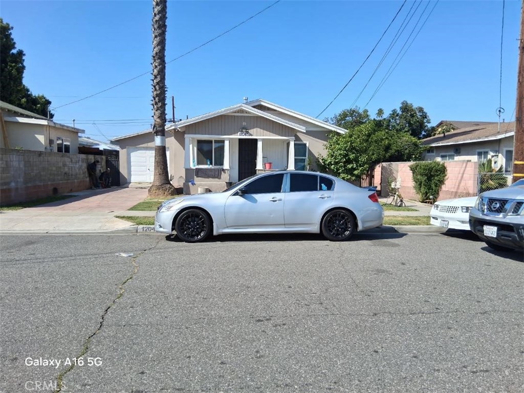 12043 Sycamore Street Property Photo 1