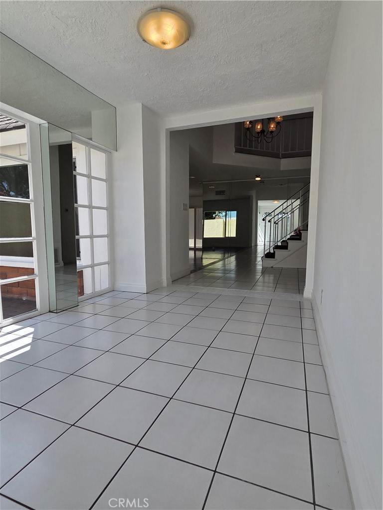 14671 Kimberly Circle Property Photo 3
