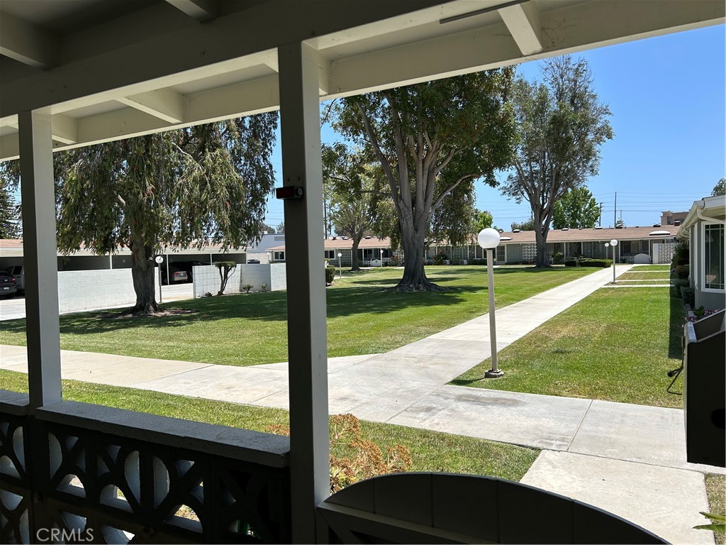 13881 Thunderbird 66H Property Photo 1