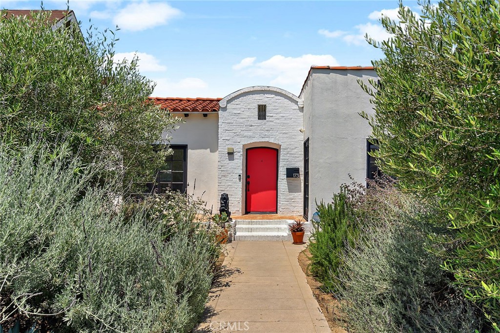 173 S Kingsley Drive Property Photo 1
