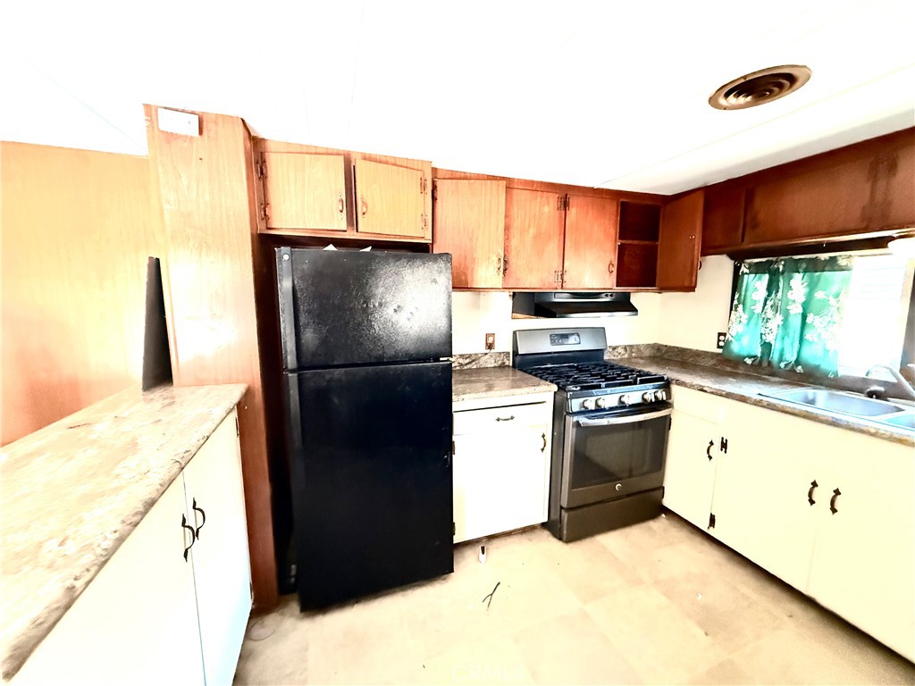 32753 State Highway 74 Property Photo 21