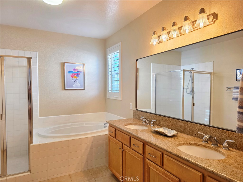 12833 Crestfield Court Property Photo 9