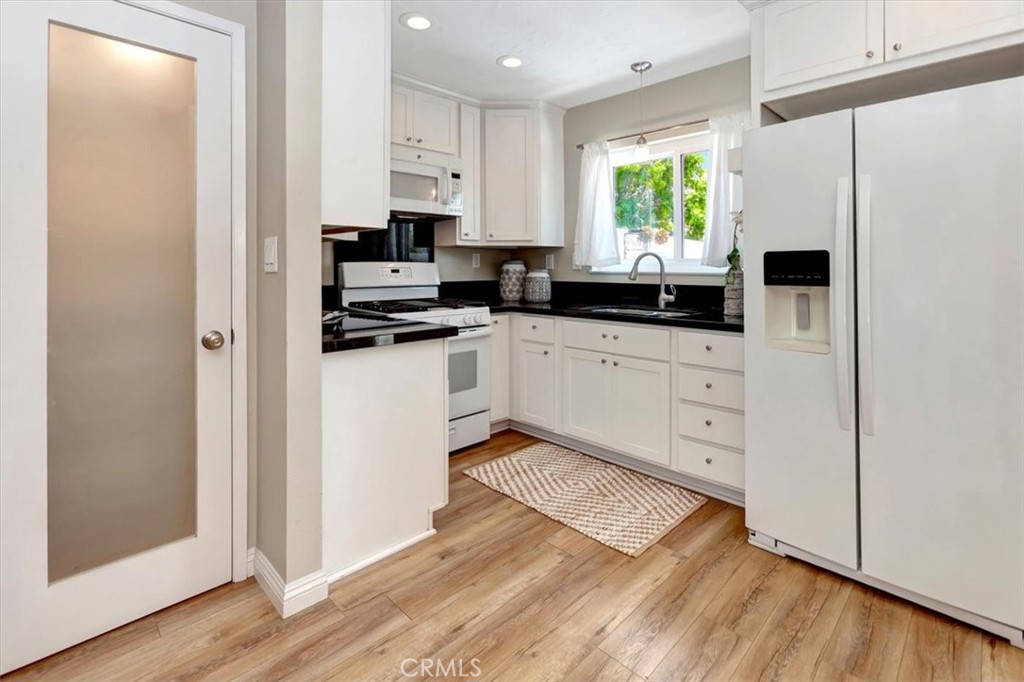6782 Tahitian Circle Property Photo 13