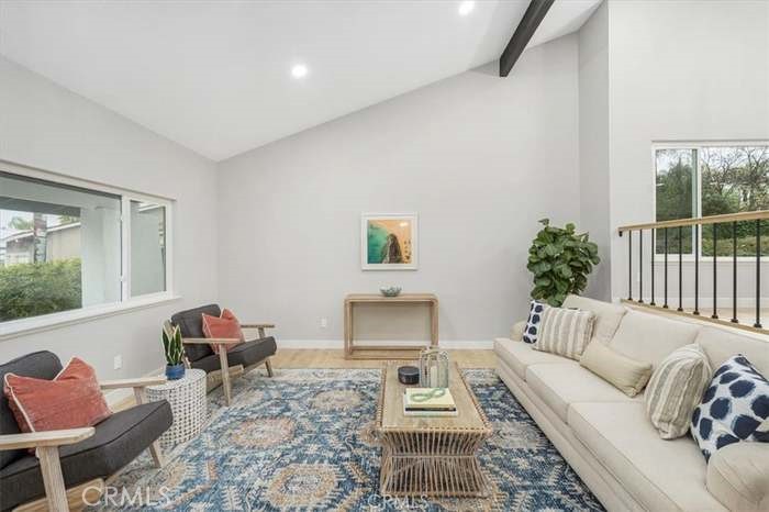 6212 Sacramento Avenue Property Photo 5