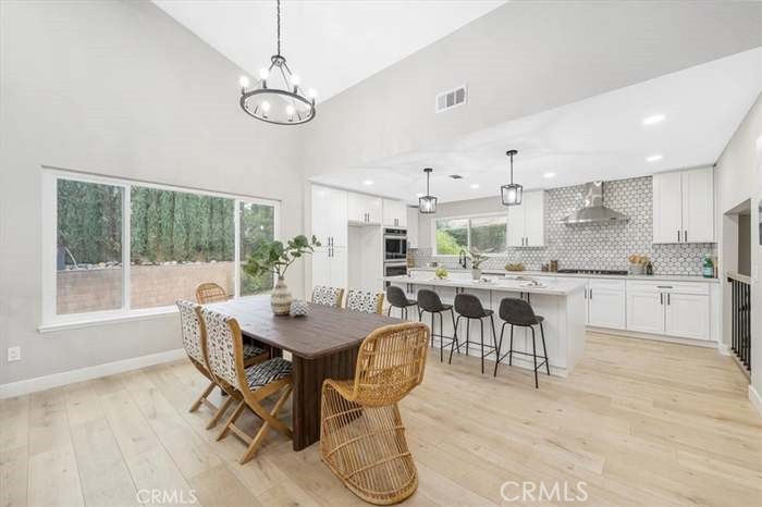 6212 Sacramento Avenue Property Photo 6