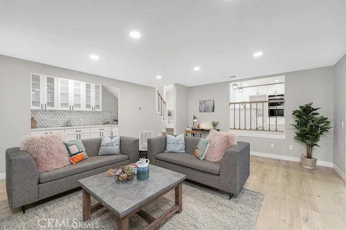 6212 Sacramento Avenue Property Photo 16