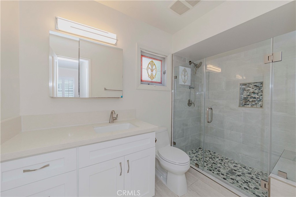 2740 Burkshire Avenue Property Photo 25