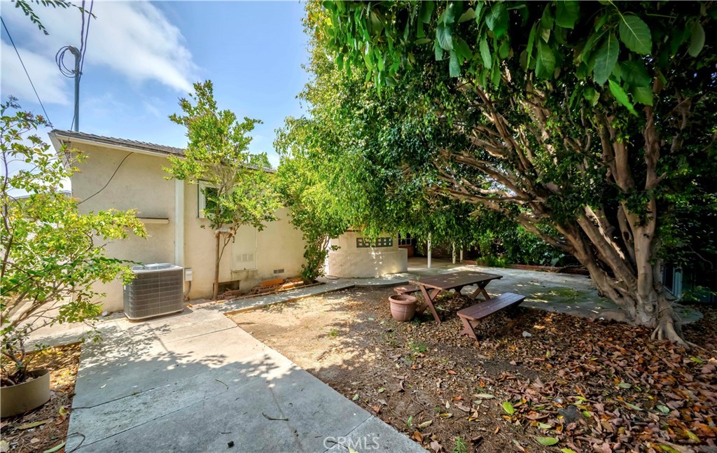 2740 Burkshire Avenue Property Photo 30