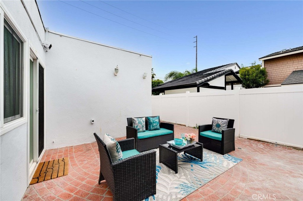 7065 Seawind Drive Property Photo 21