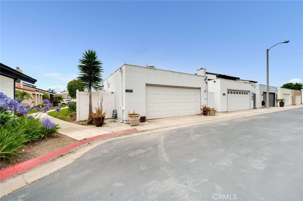 7065 Seawind Drive Property Photo 24