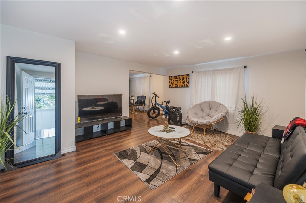 10608 Whittier Boulevard Property Photo 8