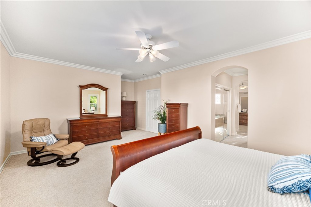 2528 Plum Street Property Photo 24