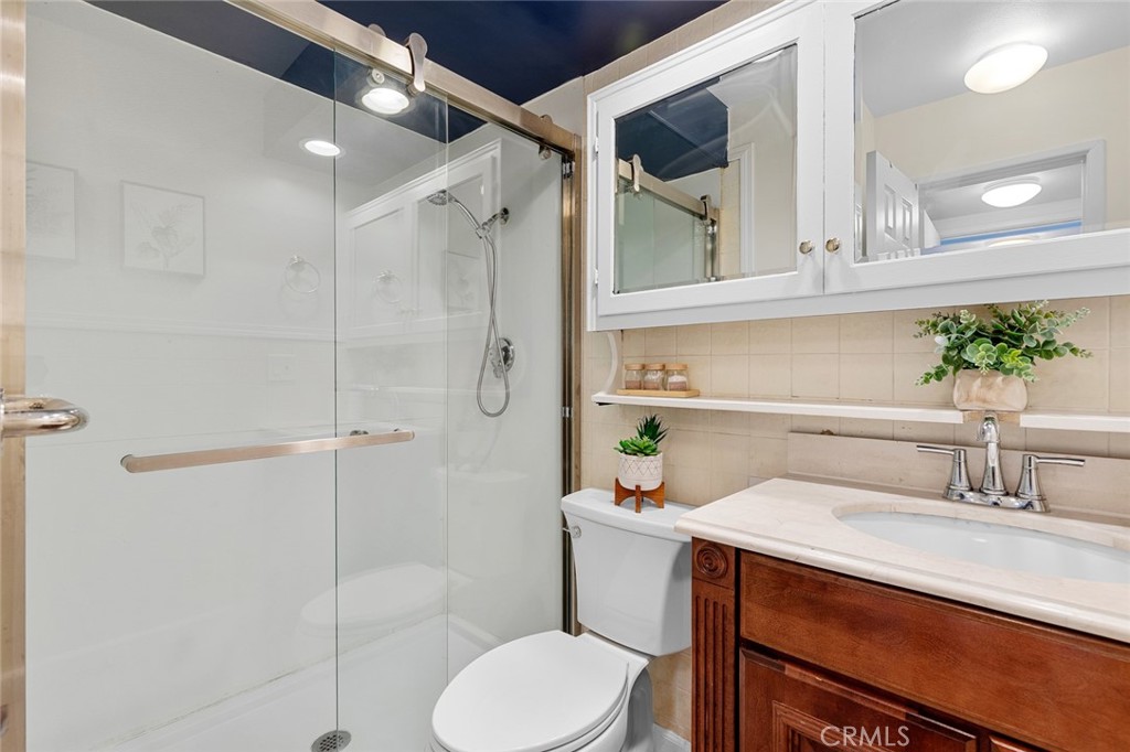 11077 Robinson Drive Property Photo 12