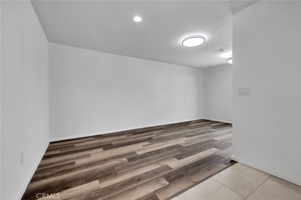 164 S Santa Fe Avenue Property Photo 15