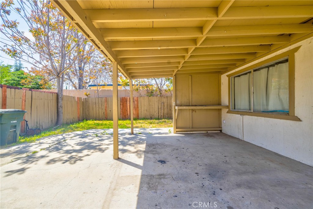 164 S Santa Fe Avenue Property Photo 29