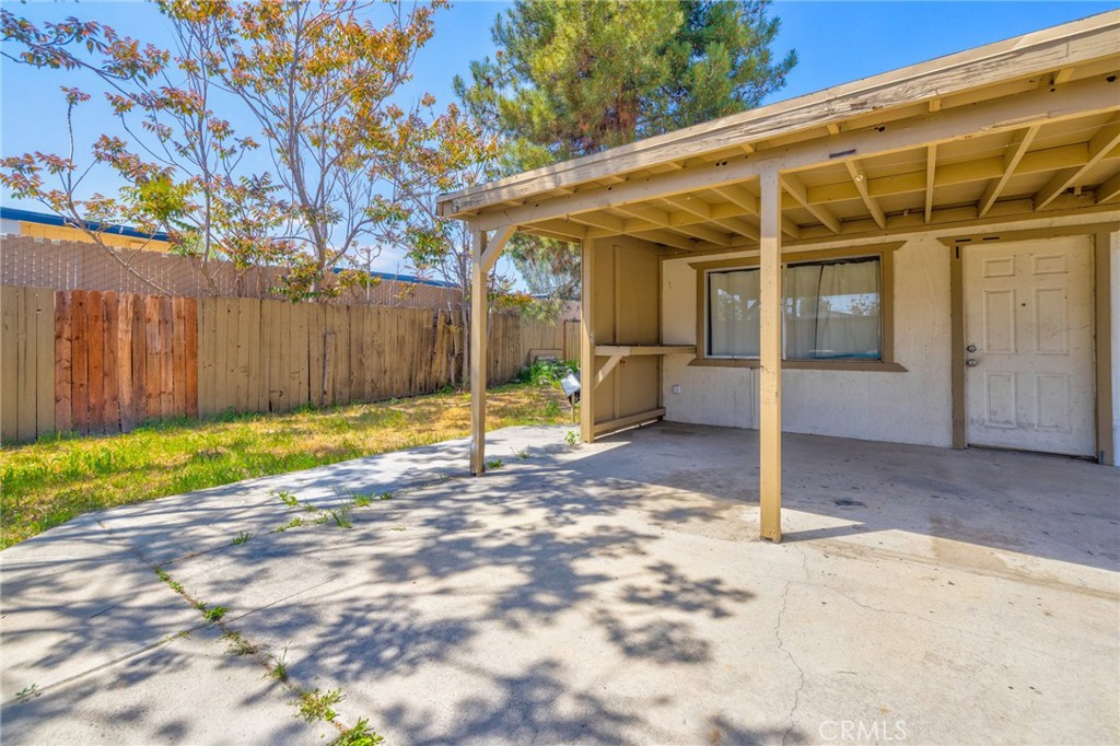 164 S Santa Fe Avenue Property Photo 31