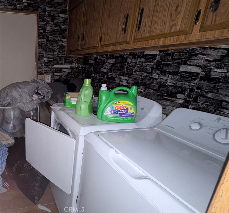 15613 Hawley Court Property Photo 4