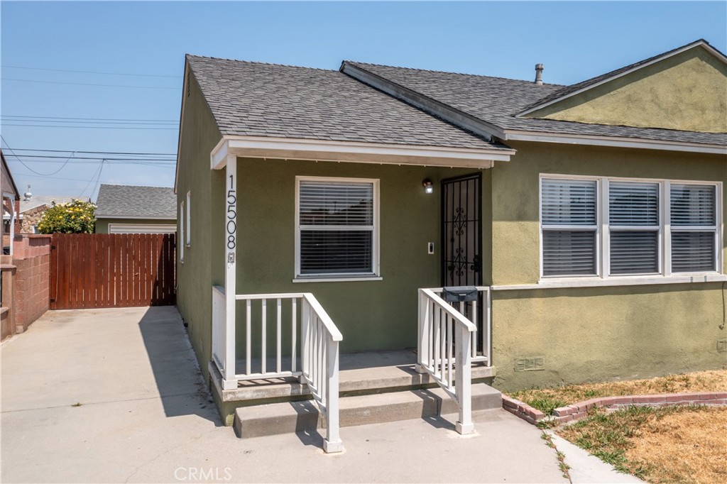 15508 Elmcroft Avenue Property Photo 1