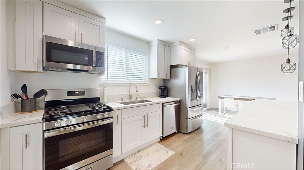 641 W 127th Street Property Photo 18