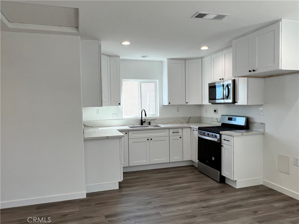 641 W 127th Street Property Photo 62