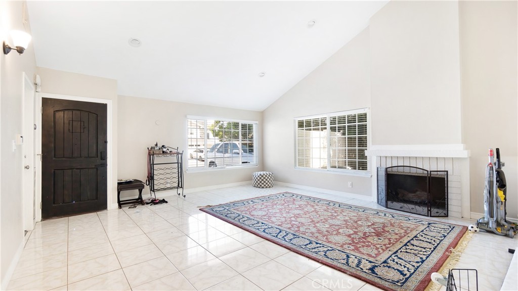 3375 Fuchsia Property Photo 6