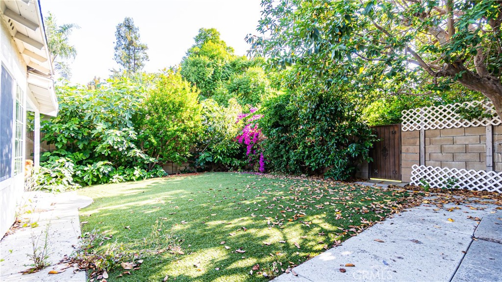 3375 Fuchsia Property Photo 35