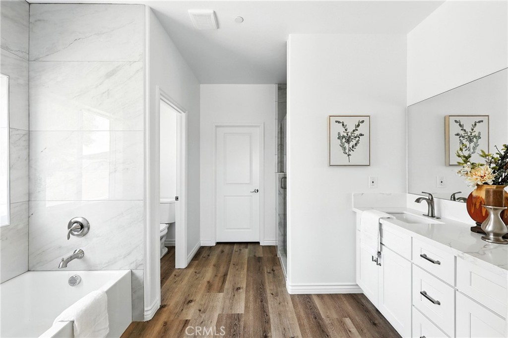 16920 Danbury Avenue Property Photo 13
