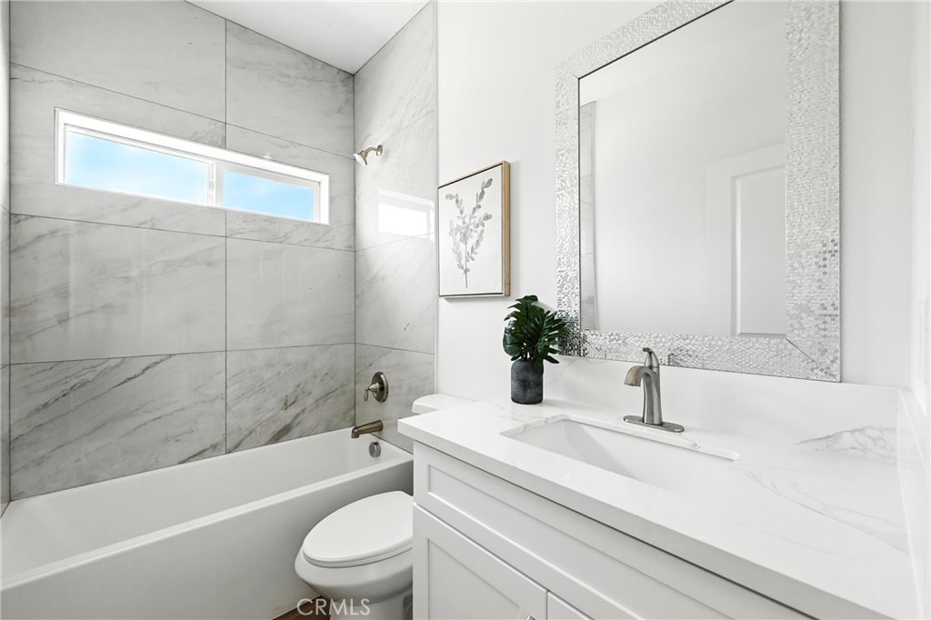 16920 Danbury Avenue Property Photo 17
