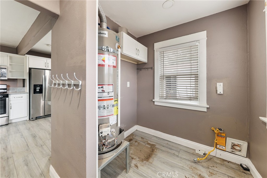 2696 N Sierra Way Property Photo 16
