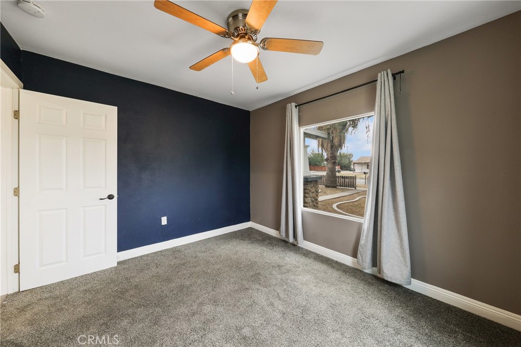 2696 N Sierra Way Property Photo 19