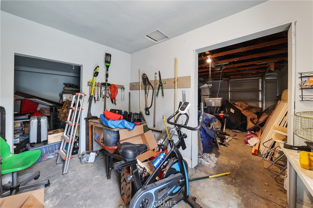 2696 N Sierra Way Property Photo 31