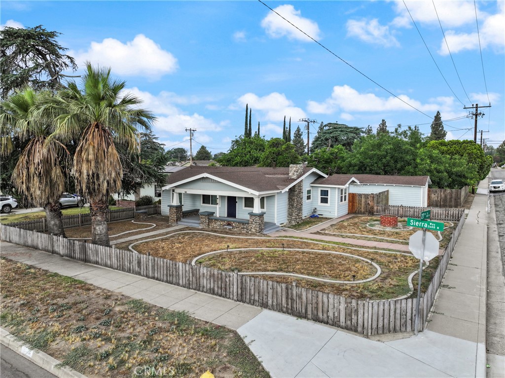 2696 N Sierra Way Property Photo 40
