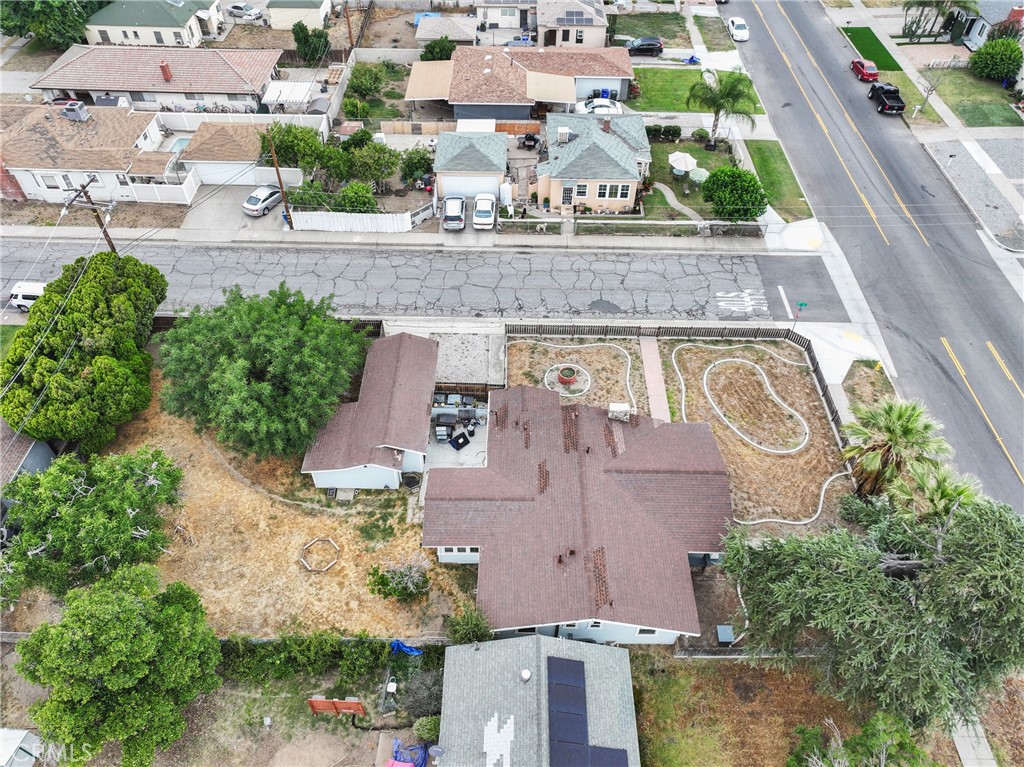 2696 N Sierra Way Property Photo 45