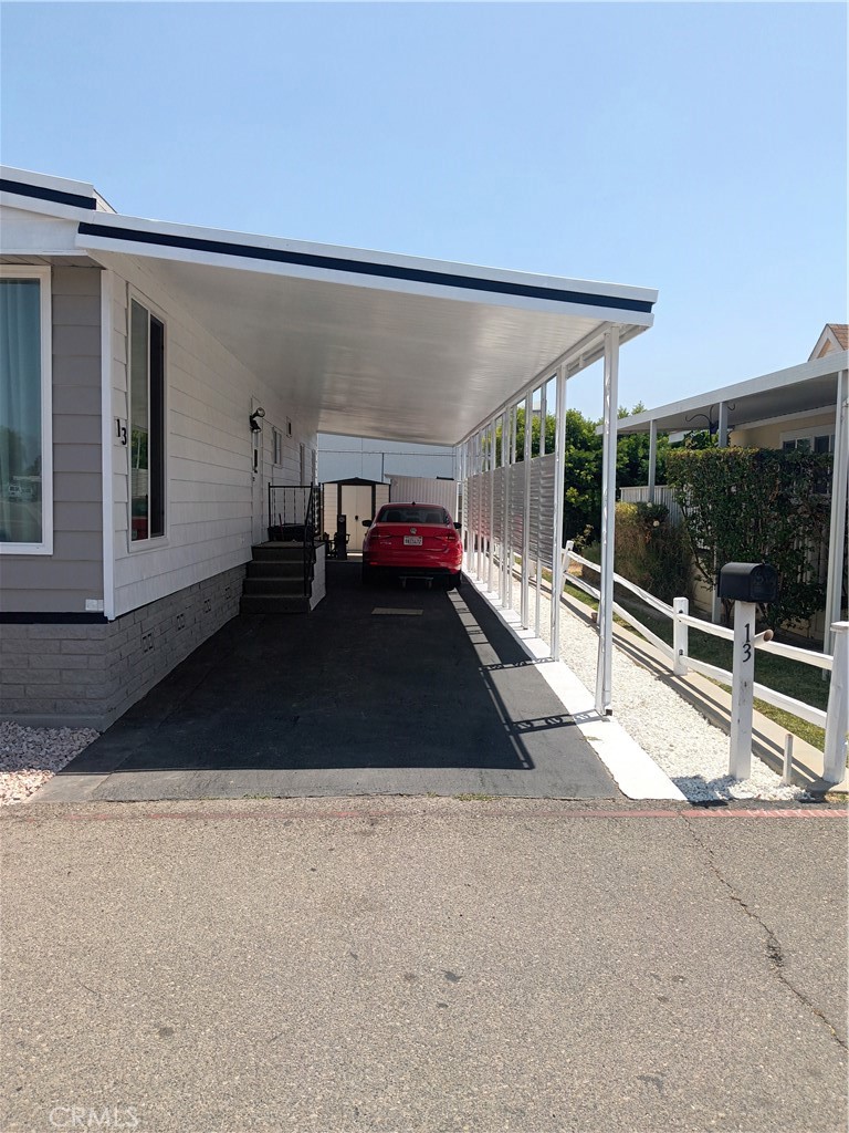 13 Magnolia Via Property Photo 7