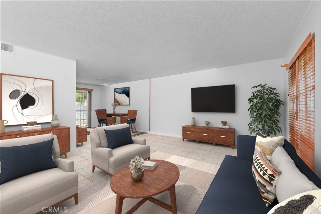 1800 W Gramercy Avenue 22 Property Photo 1