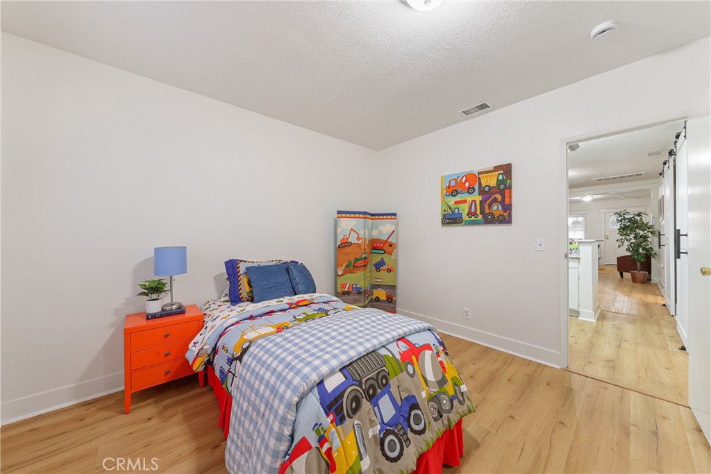 1146 N Loma Vista Drive Property Photo 33